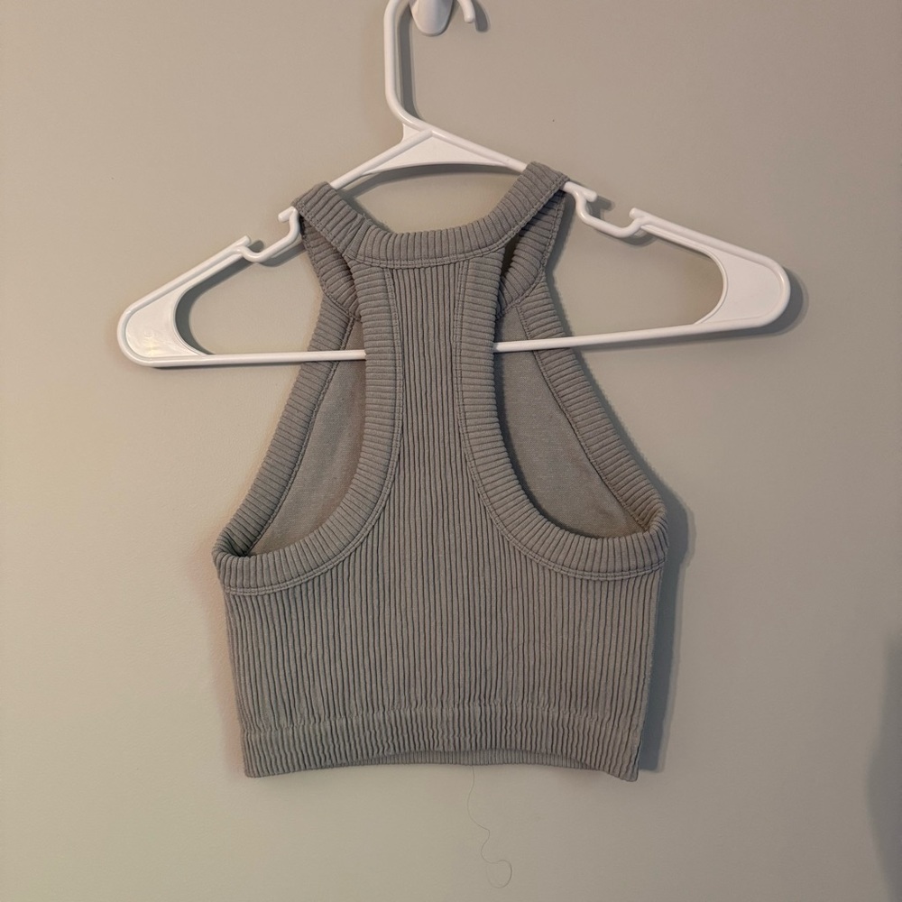 Aerie Gray Ribbed Tank Top (A1-12)‎ - Picture 2 of 3